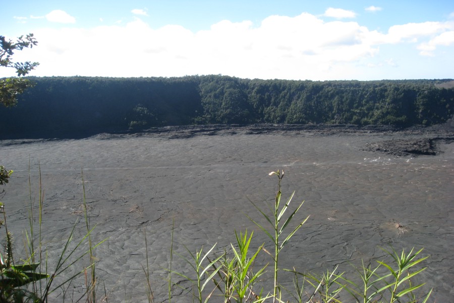 ../image/volcano - kilauea crater 1.jpg